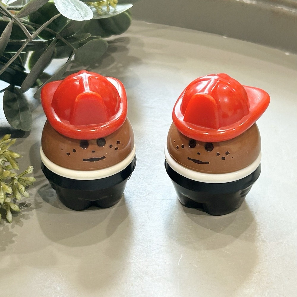 Little Tikes Vintage Tots People Bundle Of 2 Dark Skin Tone Men‎ Firefighters